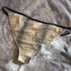 TAVIK Antic Full Bottom S in Percy Polka Dot
